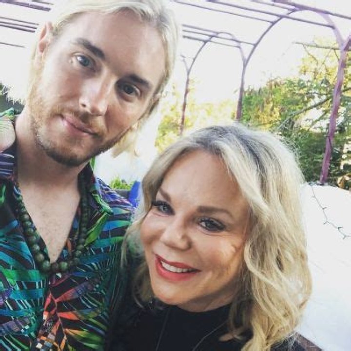 Teri Duke Moretz Height, Weight, Net Worth, Age, Birthday, Wikipedia, Who, Instagram, Biography