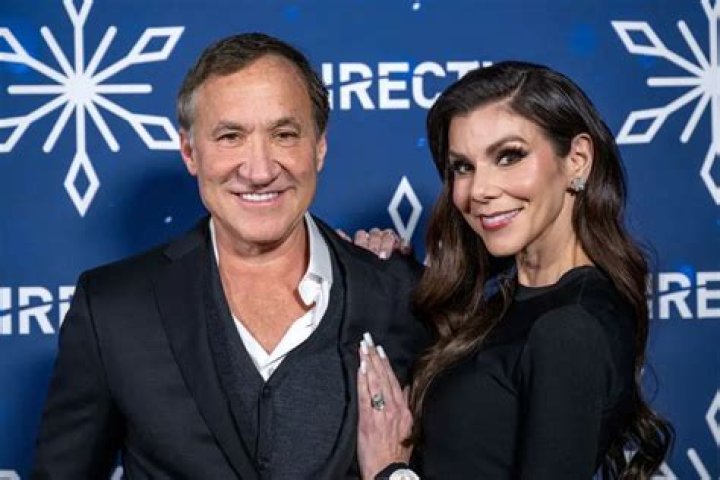 Terry Dubrow Net Worth, Biography, Wiki, Boyfriend, Age, Parents, Family, photos or more