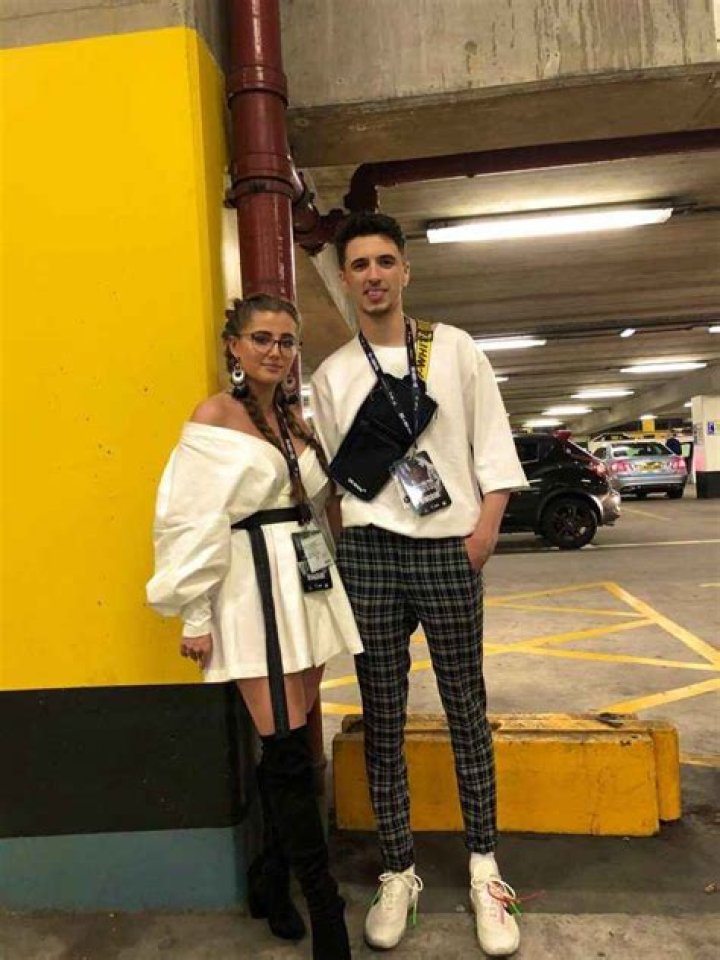 
TheBurntChip Is In A Relationship With His Girlfriend Gee Nelly Since 2016 