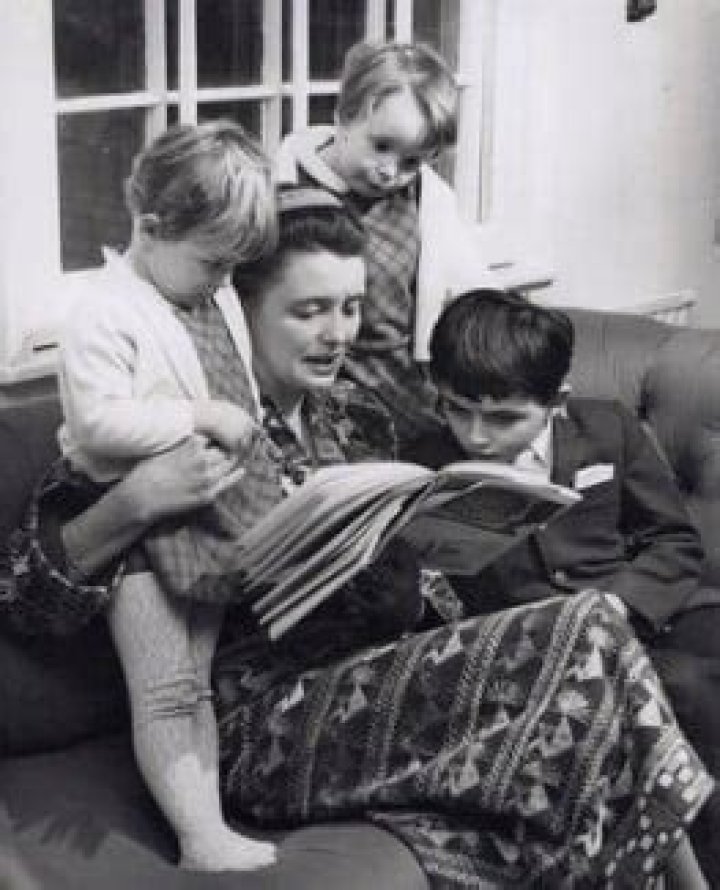 Theo ‘Matthew’ Dahl Net Worth, Wife Age, Wiki, Biography & Instagram