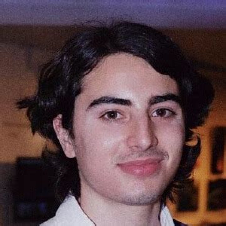 TikTok: Trent Simonian Sidetalk Age, Birthday, And Girlfriend Name