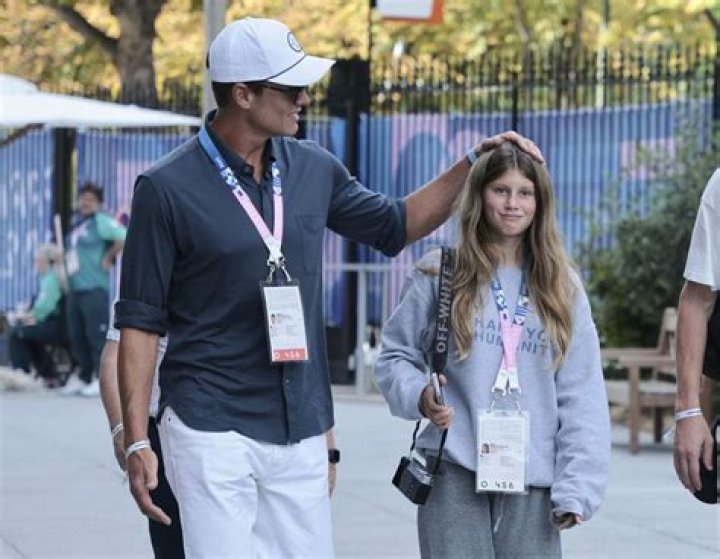 Tom Brady’s Daughter, Vivian Lake Brady Bio, Age, Birthday, Family, Net Worth