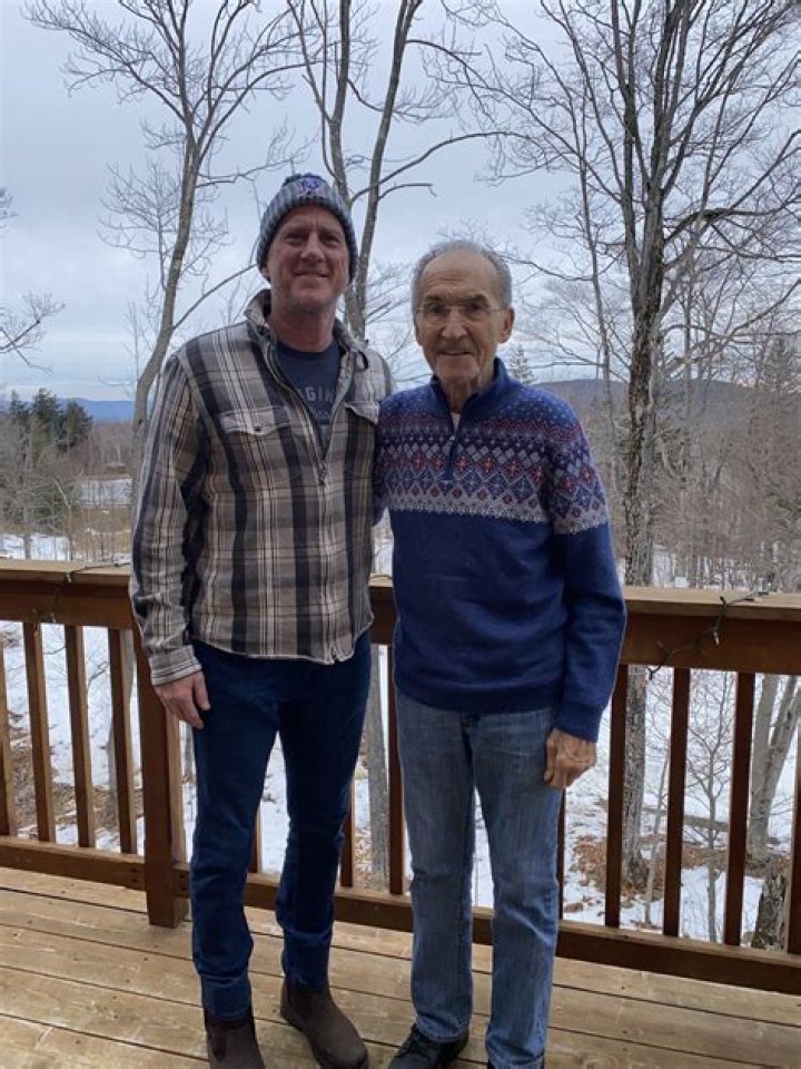 Tom Waddle Father-In-Law, College, Age, Salary, Net Worth, House, Family