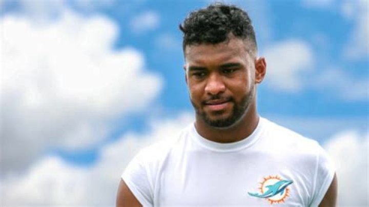 Tua Tagovailoa Weight Gain: How Much Does He Weigh Now?