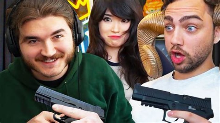 Twitch: Does Jschlatt Have A Gun – What State Does He Live – His Biography Details