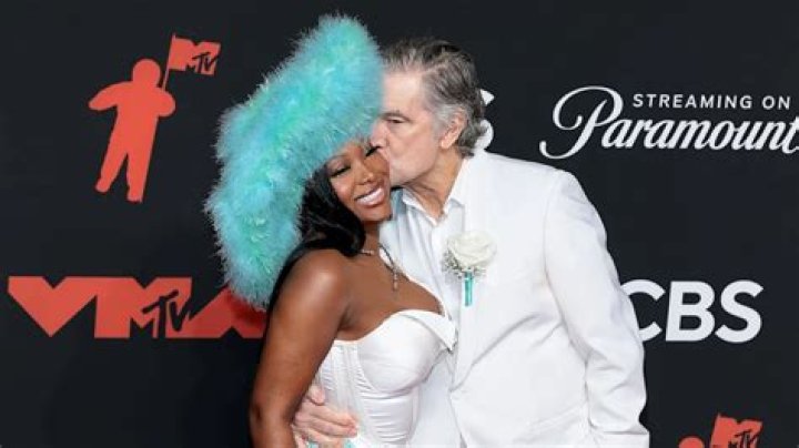 UFC: Is Johnny Walker Married To His Fiancé Tara Campbell? Details To Know About The MMA Fighter Wife