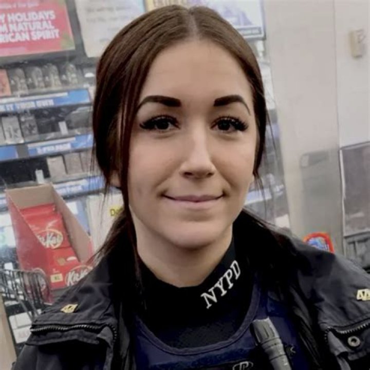 
Vera Mekuli Age, Facts, Wikipedia, Who, Nationality, Biography 