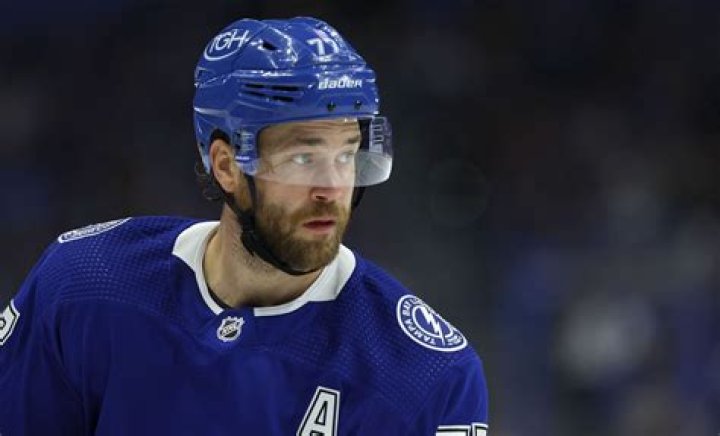 Victor Hedman Age, Wikipedia, Biography, Children, Salary, Net Worth, Parents.