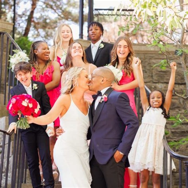 Was Lance Reddick married? What was Lance Reddick’s marriage location?