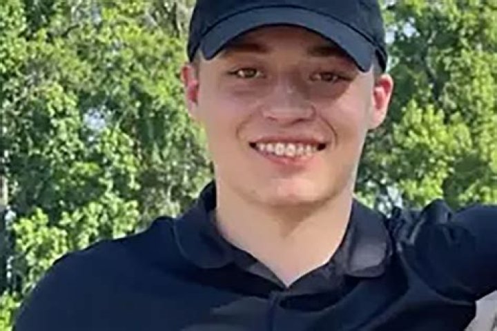 
What are the charges against Trevor Bickford? Maine teen officially charged over Times Square machete attack 