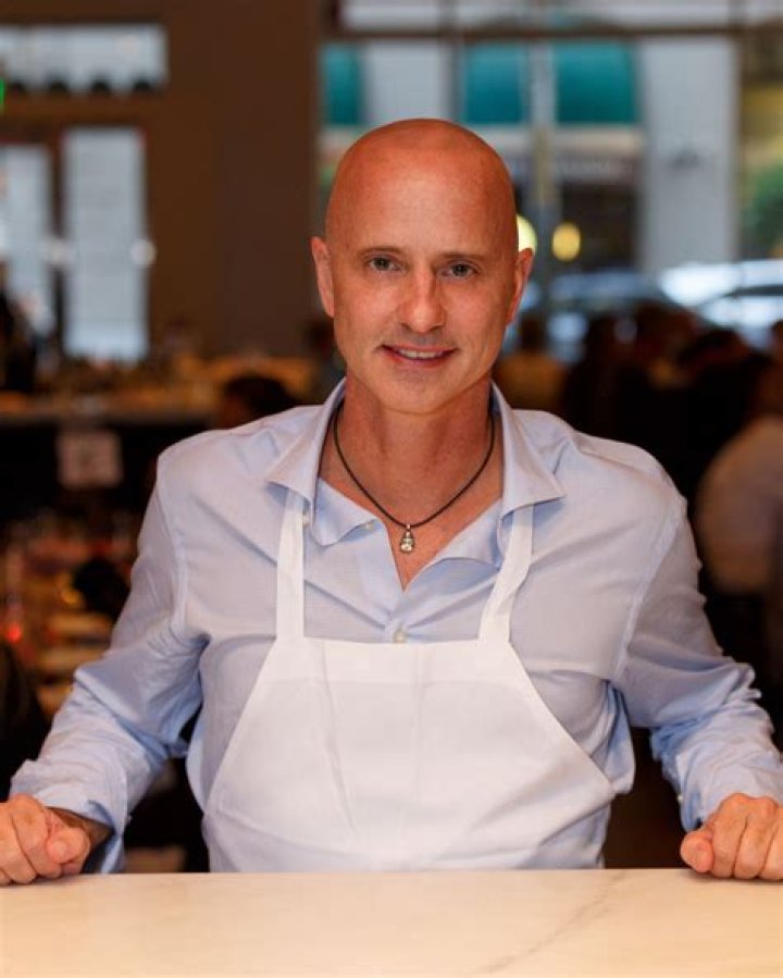 What Happened To Brian Boitano Hair; Why Is He Bald – Is He Suffering From Illness?