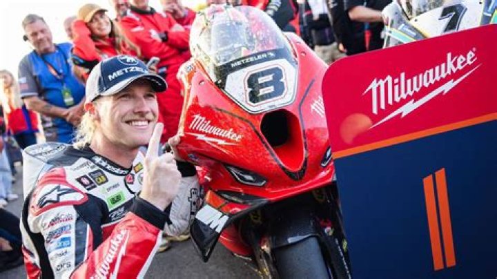 
What Happened To Davy Morgan Motorcycle Racer? Isle Of Man TT Death News Startes Fans 