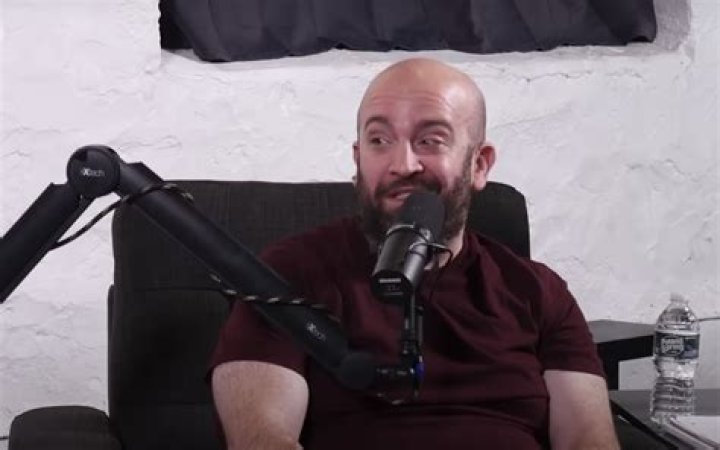 What Happened To Podcaster & Comedian Lee Syatt? His Weight Loss Explained