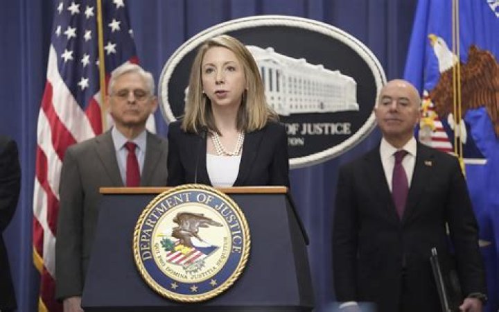 
What happened to Venisa McLaughlin? Former Texas attorney found dead on New Year’s Day as husband is charged with murder 