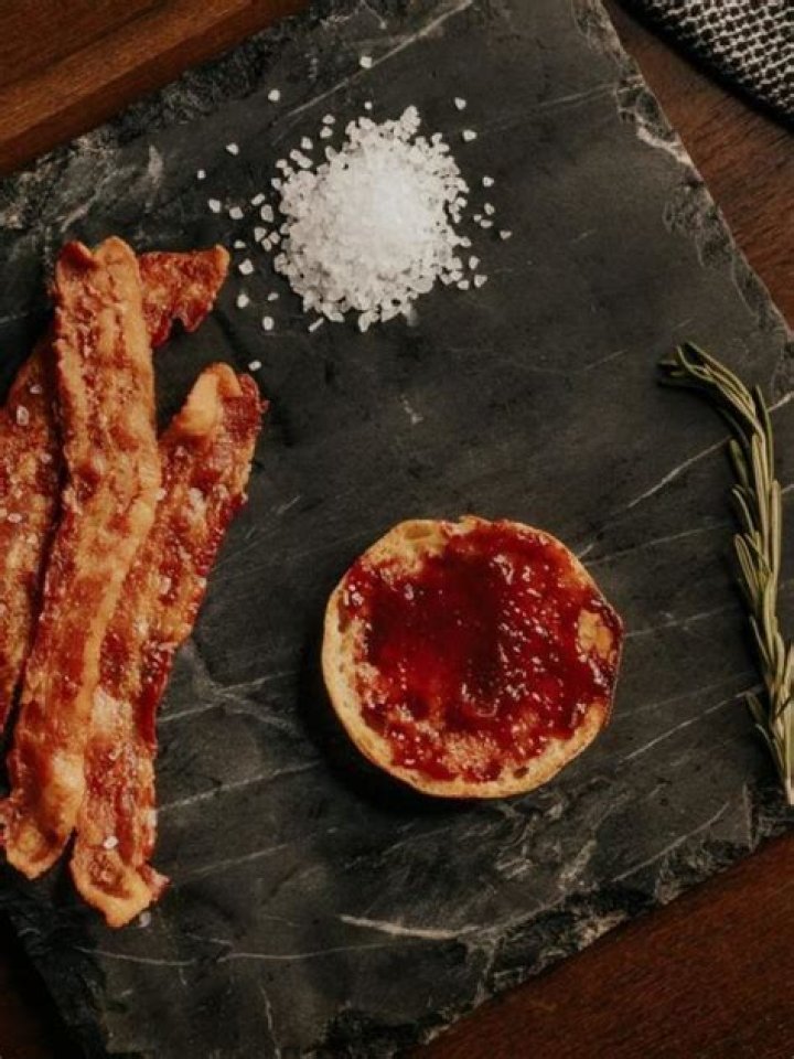 What happens if you eat expired bacon