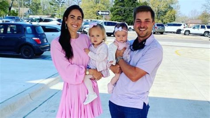 What Is Crys Cook Job? Austin Cook Wife And Family – Net Worth