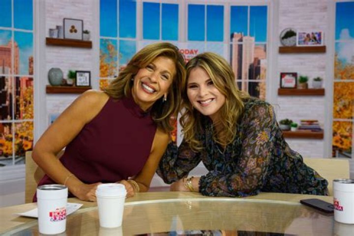 What is the age difference between Hoda and Jenna?