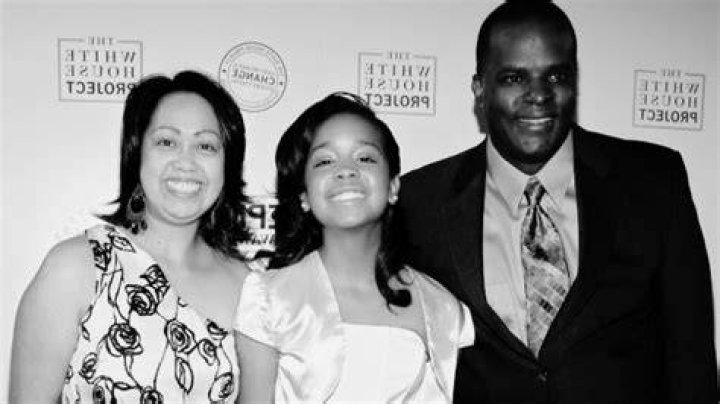 Who Are Gabriella Wilson AKA H.E.R Parents? Meet Agnes Wilson And Kenny Wilson