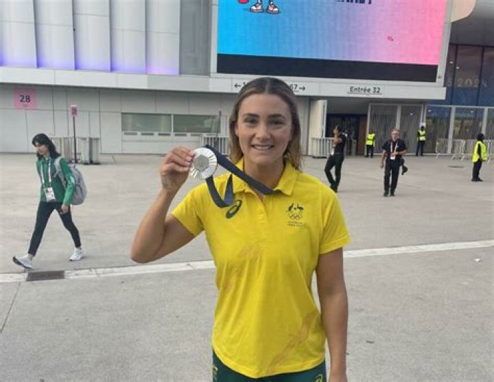 Who Are Jenna Strauch’s Parents? Everything On The Family Of The Athlete