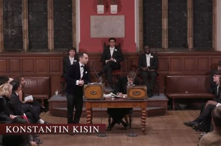 Who Is Alina Kisina? Untold Truth On Konstantin Kisin Wife And Family