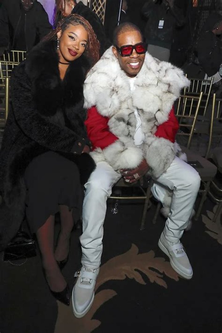 Who is Busta Rhymes Babymama? Who does Busta Rhymes have kids with?