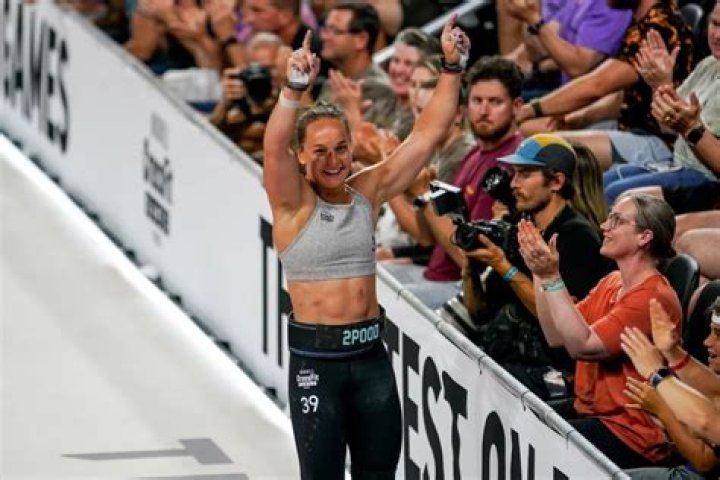 Who Is CrossFit Games Athlete Emma Mcquaid? All Details About The Athlete In The Tournament