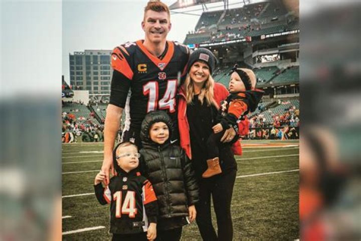 Who is Dalton’s wife? What does Andy Dalton’s wife do? Does Andy Dalton have a child?