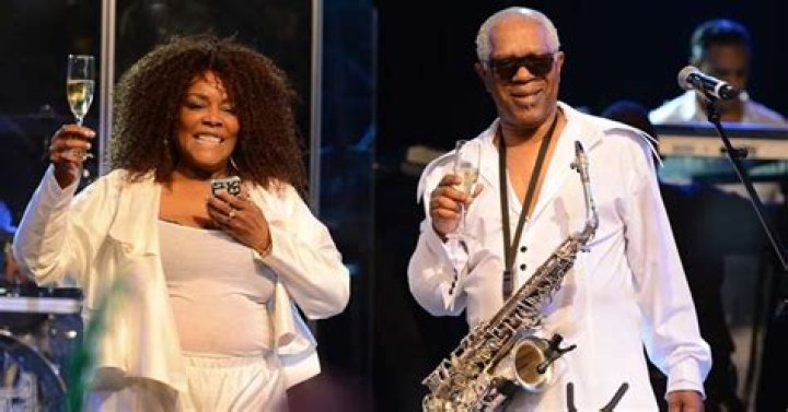 Who Is Dennis Thomas Wife Phynjuar Saunders Thomas? His Net Worth & Cause Of Death