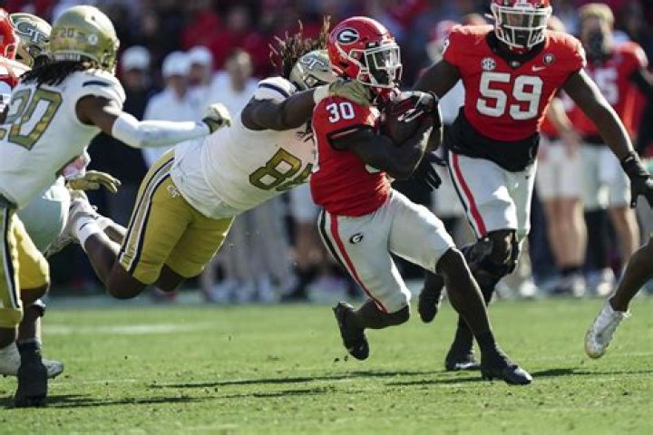 Who Is Footballer Kendall Milton? His Details Explored