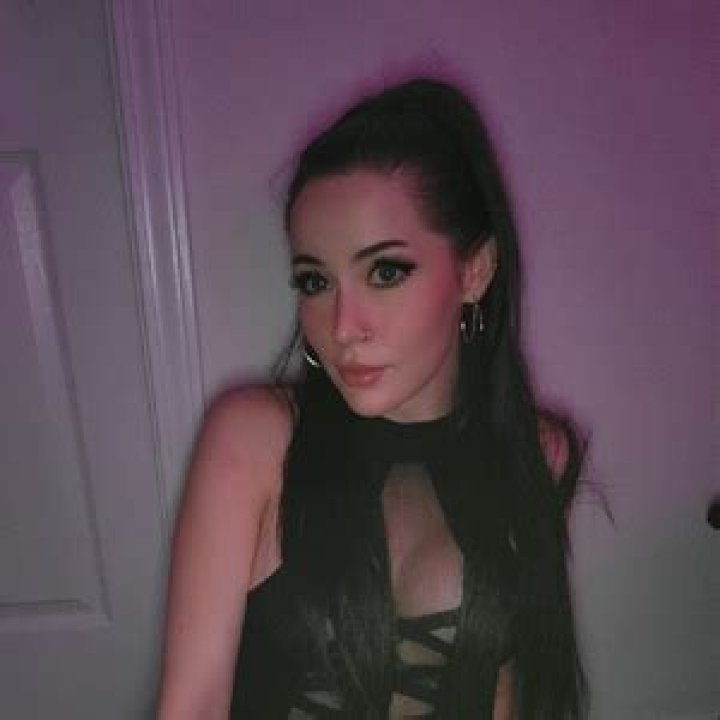 Who is Itsleslie Twitch? Real Name And Instagram Bio