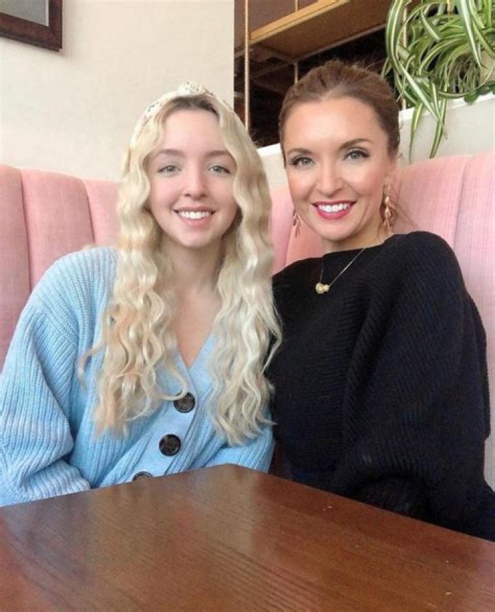 Who Is Jennifer Diaz On TikTok? Jenniferdiaz164 Pack Video On Twitter Explained