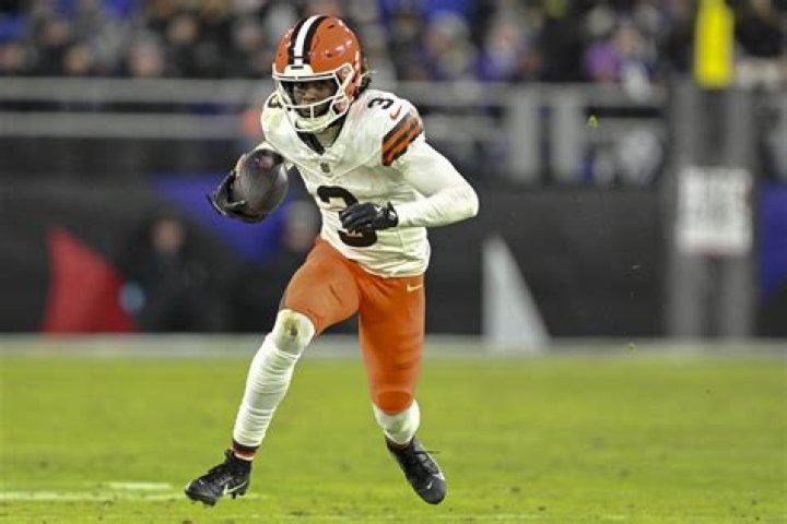 
Who Is Jerry Jeudy’s Baby Mama and Girlfriend? 