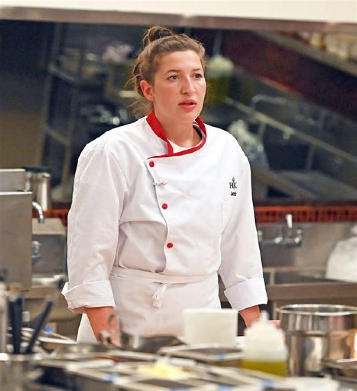 Who Is Josie Clemens From Hell’s Kitchen? Everything To Know On Her Age, Boyfriend and Instagram