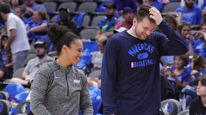 Who Is Kristi Toliver Wife? Sexuality Explored Of The Basketball Player