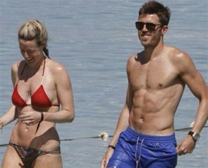 Who Is Lisa Roughead? Meet Michael Carrick Wife On Instagram