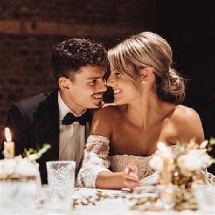 Who Is Lisa Smellers? Enes Unal’ Wife Age And Instagram Photos