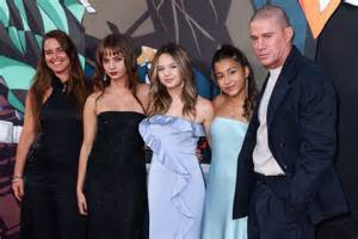 Who Is Lulu Everly? Meet The Beautiful Girlfriend Of Louis Partridge!