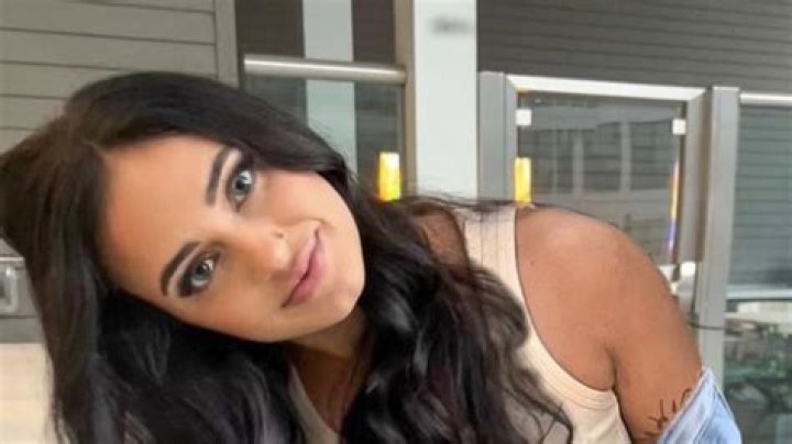 Who Is Madelyn Rusinyak? Meet The Cast Of The Temptation Island Yoga Trainer On Instagram