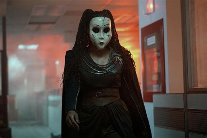 Who Is Owen Thiele From Dollface? Explore His Ethnicity And Career