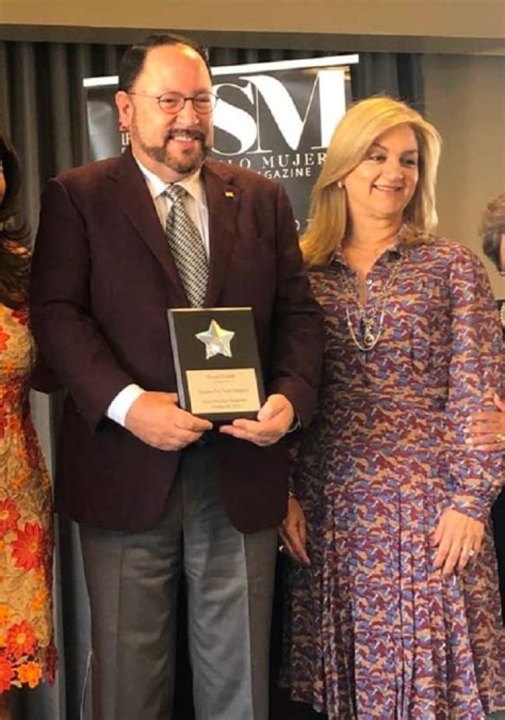 Who is Robert Unanue Wife? His Wikipedia and Nationality Facts