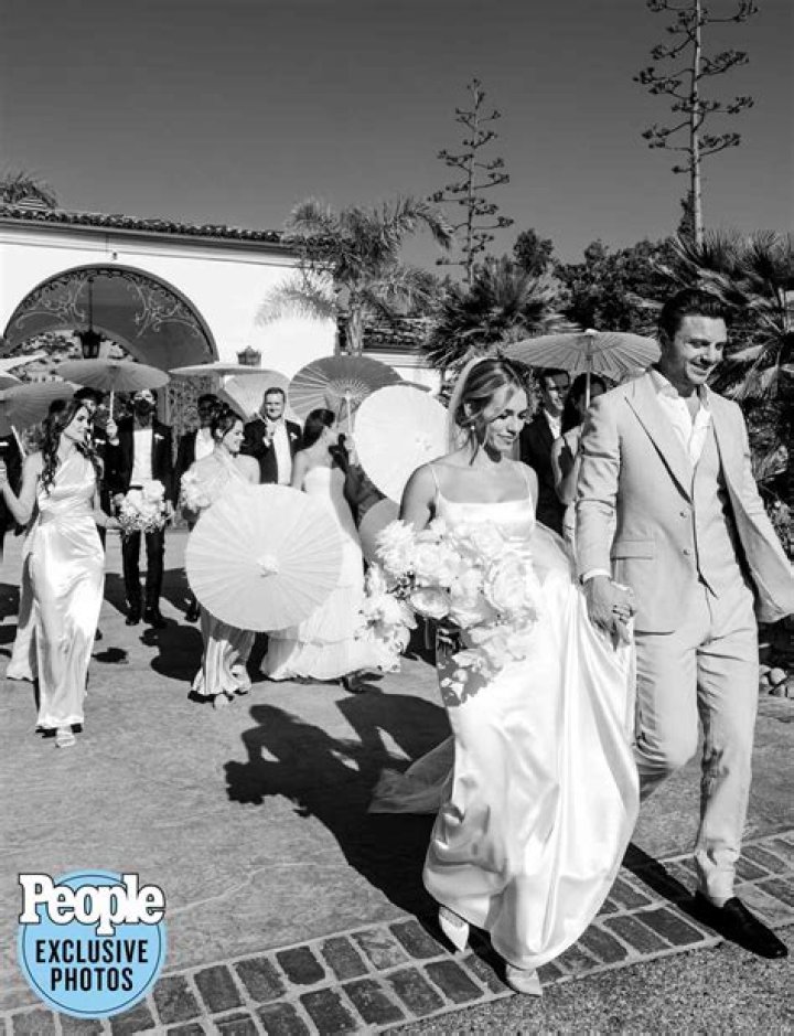 Who Is Sam Reinhart Girlfriend Jessica Jewell? Her Biography Details Explored