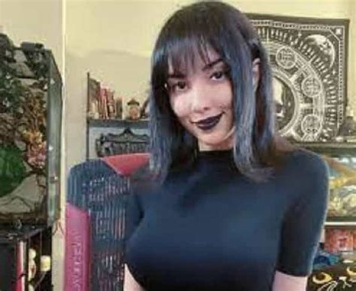 Who Is susu_jpg? Everything To Know About The Twitch Star