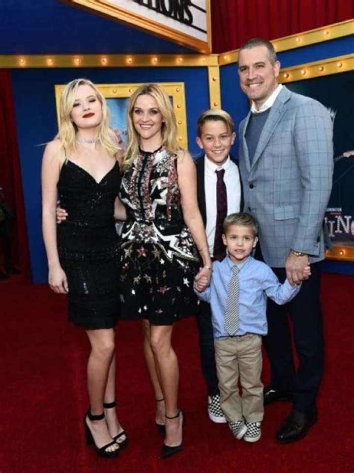
Who is Tennessee James, Reese Witherspoon and Jim Toth’s son? 