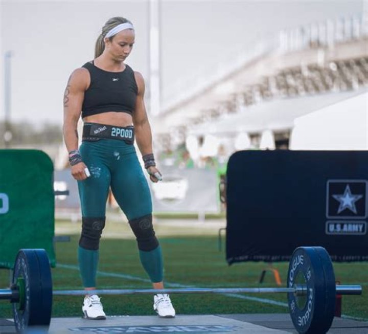 Who Is Tucker Barnhart Wife Sierra Barnhart? Meet The Athlete On Twitter