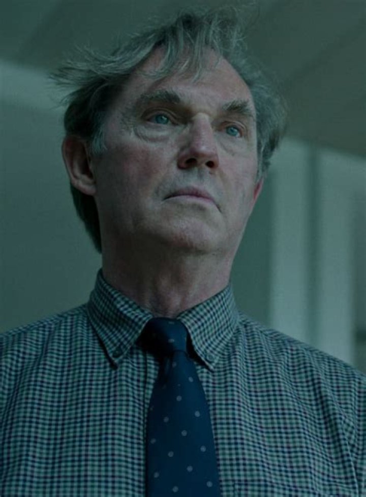 Who was the voice of the narrator in the waltons