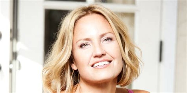Why did Sherry Stringfield leave ER? Wiki Bio, Net Worth, Husband, Family