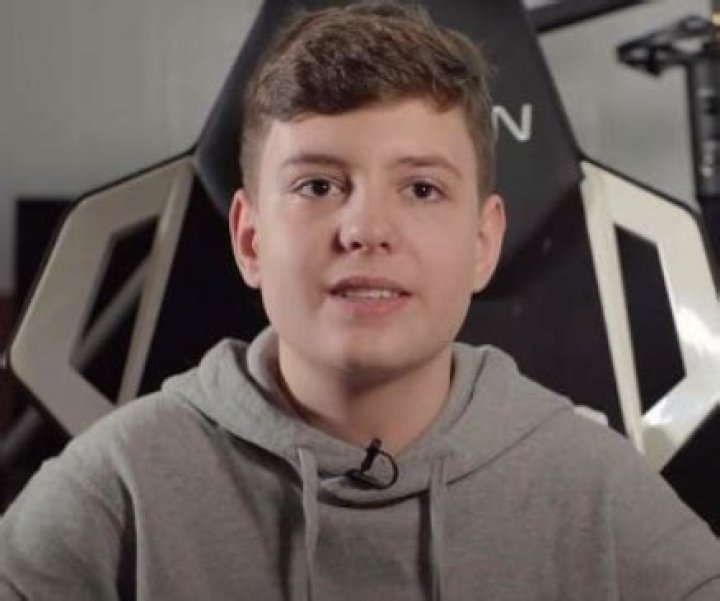 
Why Is Twitch Partner Clix aka Cody Conrod Banned? Reasons Behind It 