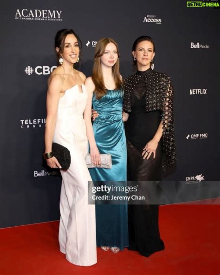 Working Mom S4: Sadie Munroe Wiki, Birthday, Age