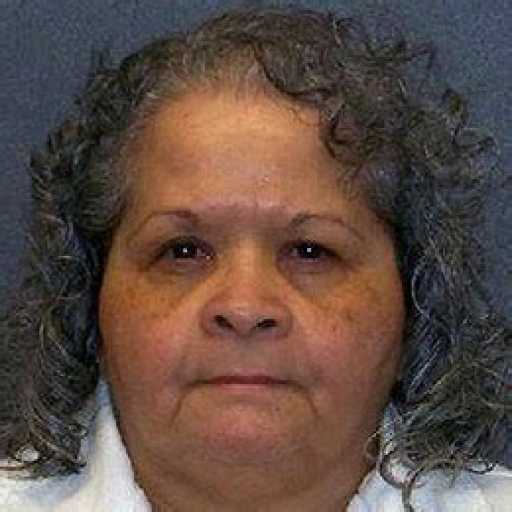 Yolanda Saldívar Bio, Wiki, Age, Husband, Family, Selena Quintanilla, and Net Worth