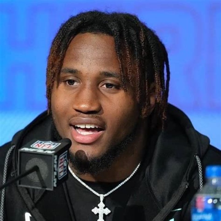 
Zakoby Mcclain Height, Weight, Net Worth, Age, Birthday, Wikipedia, Who, Nationality, Biography 